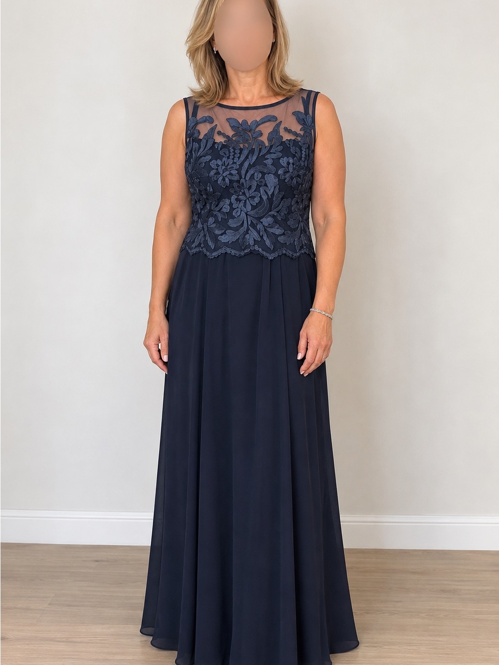 Marina Navy Lace Formal Gown Size 12 Mother of the Bride NWOT
